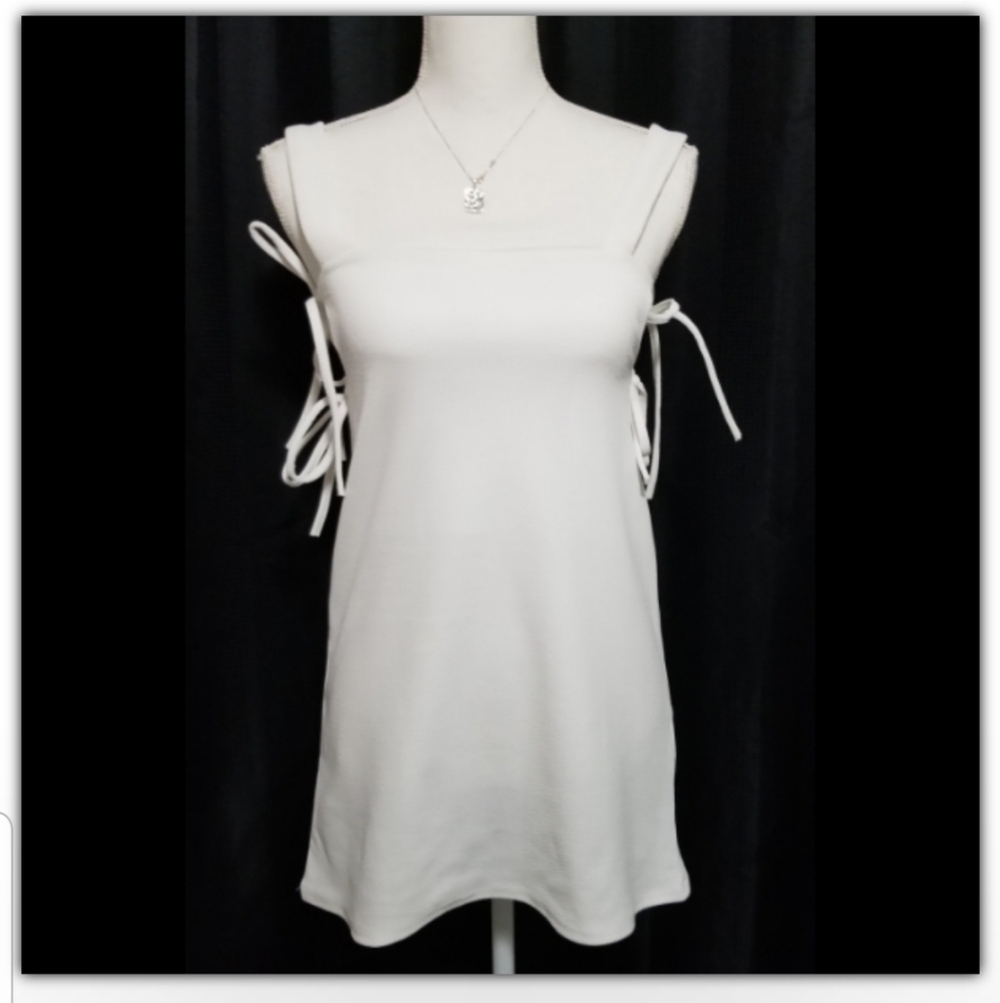 Boohoo side ties mini dress size 4